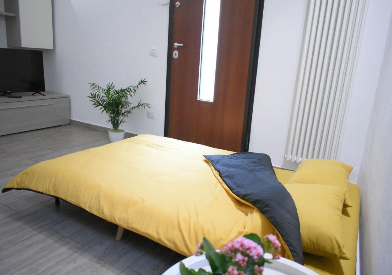 Casa Peschiera-Linate-Milano Lägenhet Peschiera Borromeo Exteriör bild
